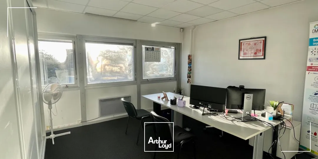 Locaux d'activité à vendre à PETIT COURONNE 76650