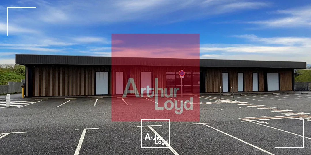 Local d'activité 600 m² aménagé ZAC Le Rouge Foulayronnes