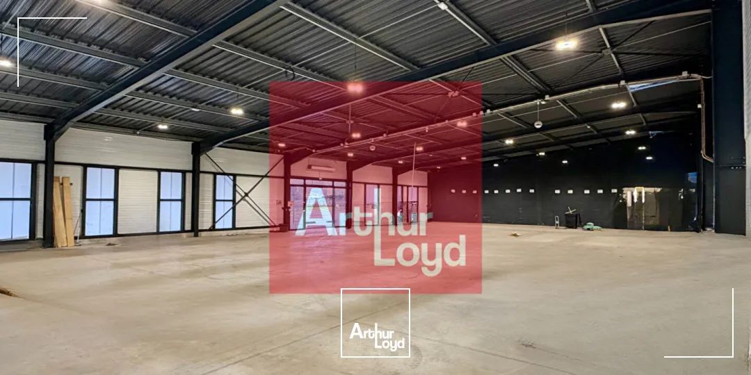 Local d'activité 600 m² aménagé ZAC Le Rouge Foulayronnes