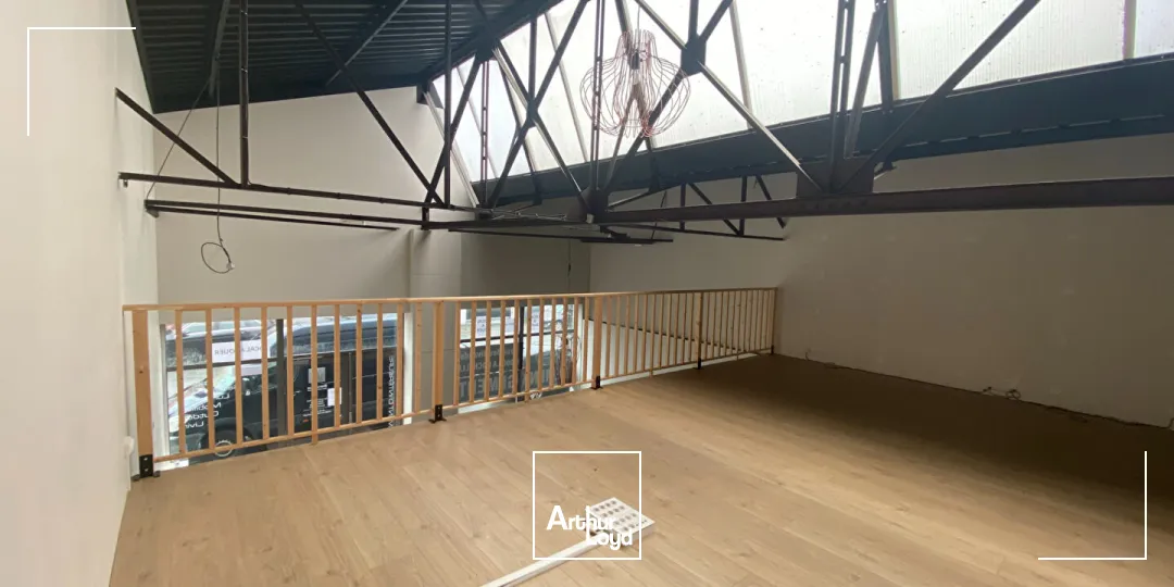 Locaux commerciaux - Location - LA ROCHELLE - 17000 - 160-160 - 7577951