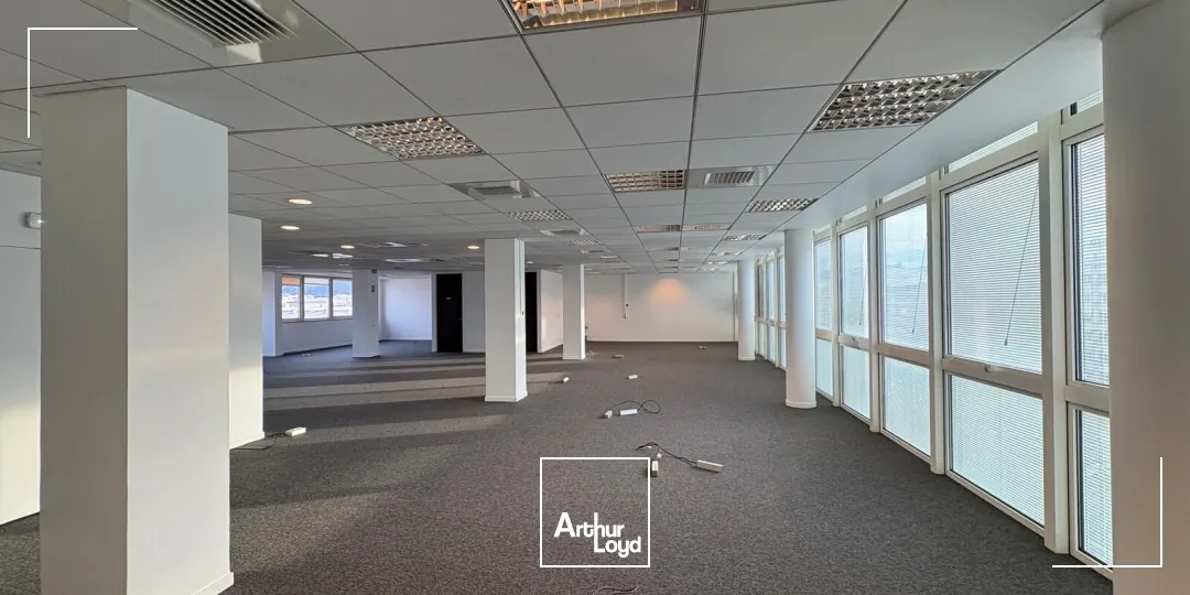 Bureaux - Location - MARSEILLE - 13008 - 148-1297.2 - 7578111
