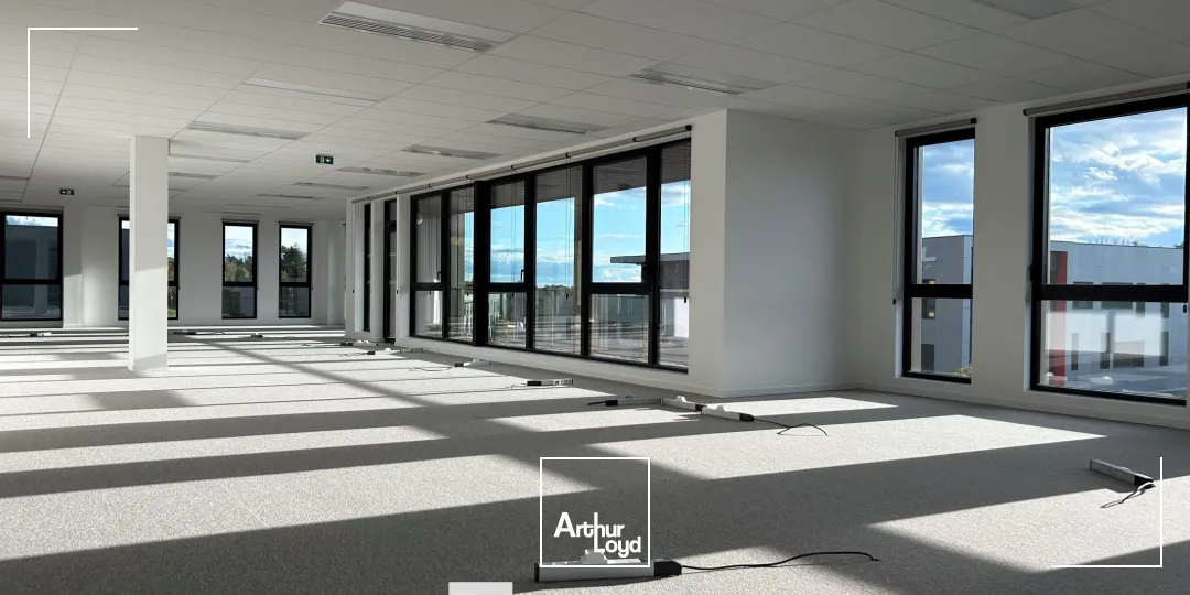 A louer - LES IRIS - Bureaux neufs sur la Techlid - Limonest