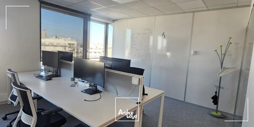 A louer - LE TANGRAM - Bureaux aménagés lumineux - Lyon 7ème