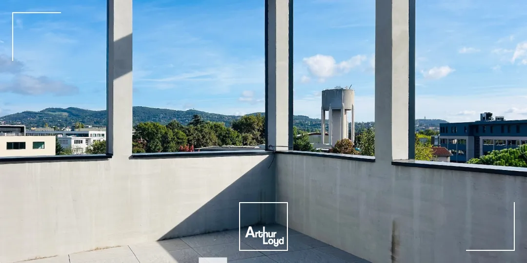 A vendre - 6 OFFICE - Bureaux de standing dans immeuble indépendant de la Techlid - Dardilly
