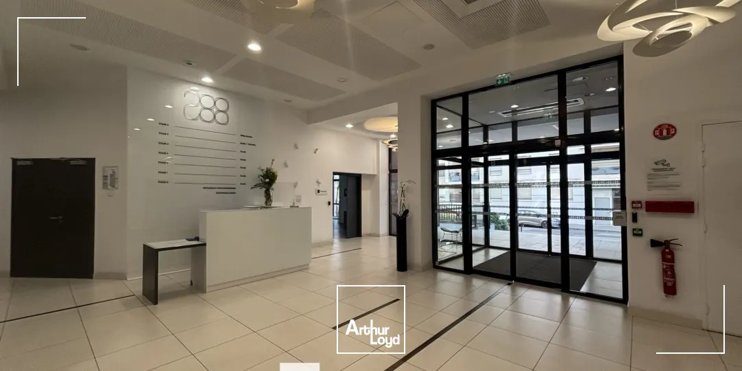 A louer - LE 288 - Bureaux lumineux et modernes - Lyon 3ème 