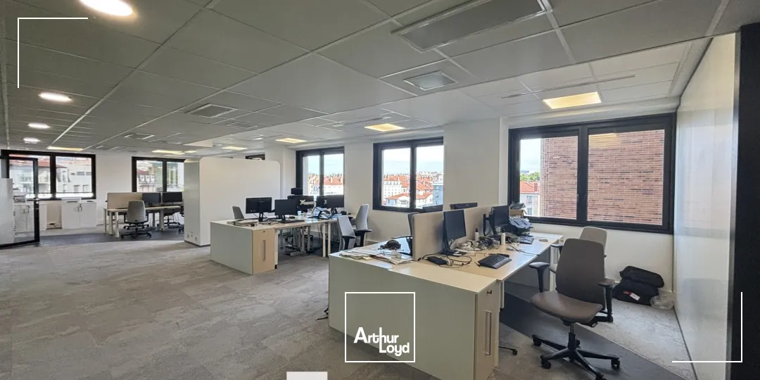 A louer - LE 288 - Bureaux lumineux et modernes - Lyon 3ème 
