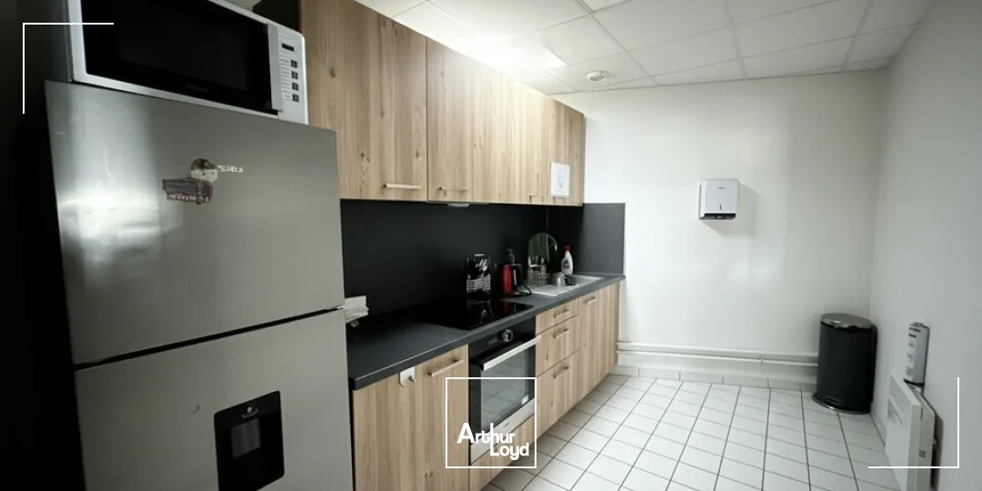 BUREAUX à LOUER de 385 m²