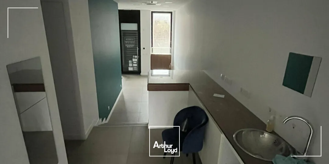 LOCAL COMMERCIAL à LOUER de 45 m²