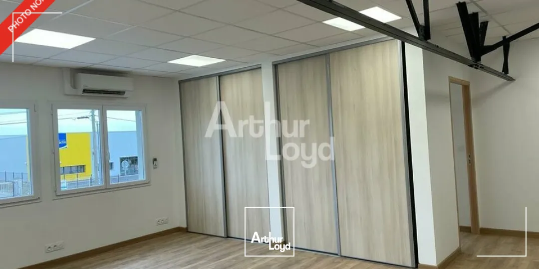  BLOIS - LOCATION BUREAUX DE 18 A 128,83 M² - EXCELLENTE VISIBILITÉ