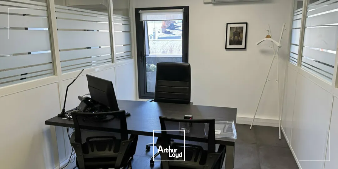 TOURS HYPER CENTRE BUREAUX A VENDRE 130 M² 