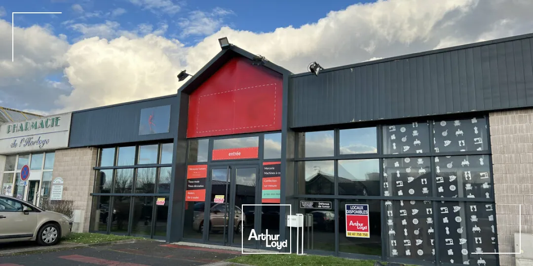 TOURS NORD ZONE COMMERCIALE DE L'HORLOGE LOCAL COMMERCIAL A VENDRE 480 M²