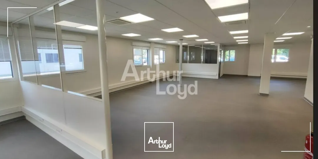 BUREAUX vente à ARCHAMPS 74160