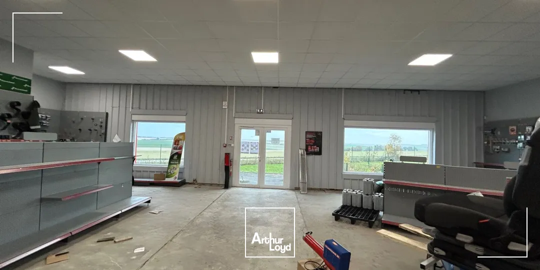 A VENDRE - BÂTIMENT D'ACTIVITÉ - 994 M2 - MONT D'ORIGNY