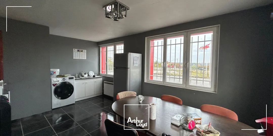 A VENDRE - BÂTIMENT D'ACTIVITÉ - 994 M2 - MONT D'ORIGNY