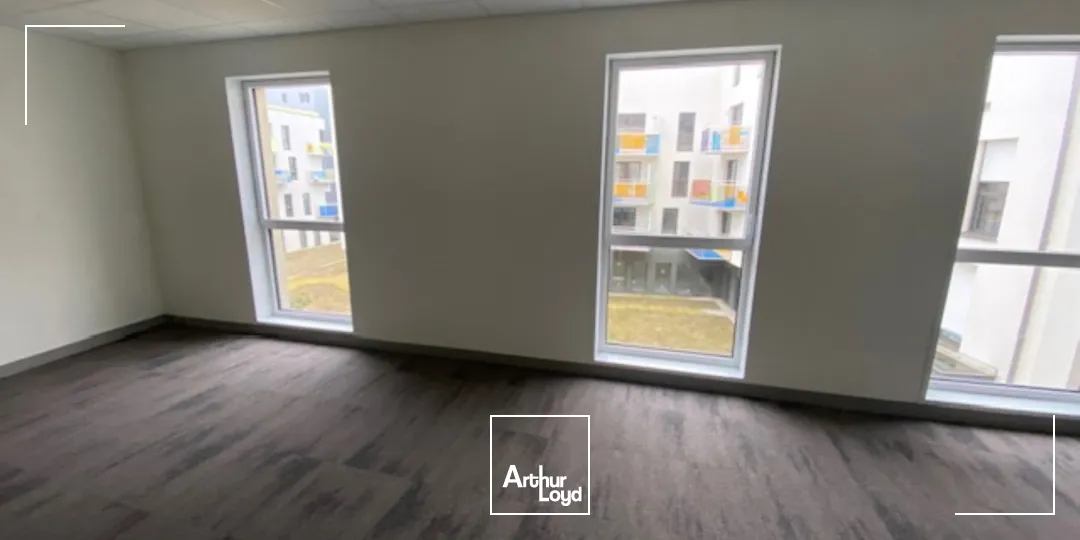 Plateaux de bureaux et commerce Port de Commerce 