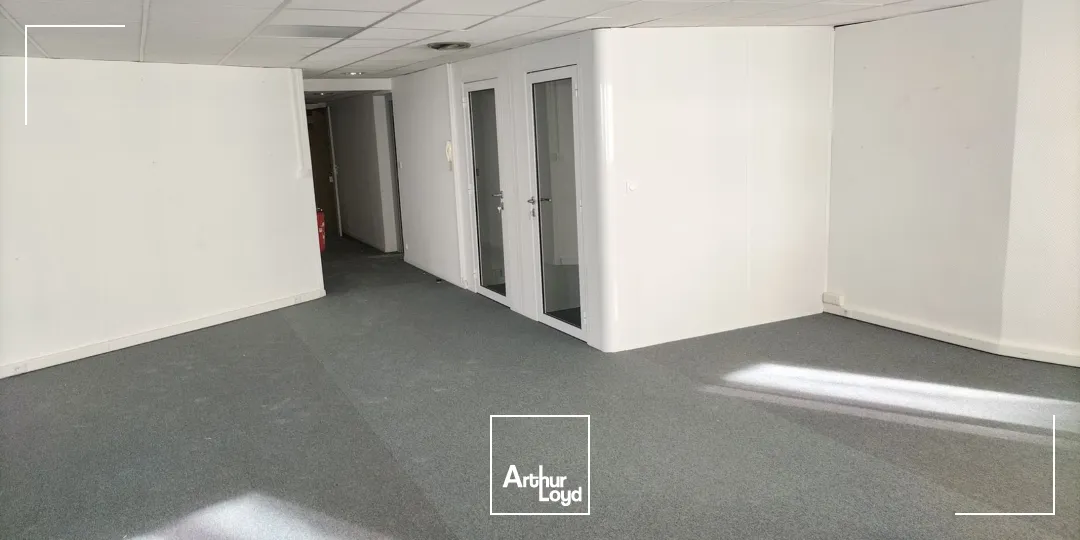 BUREAUX A LOUER GRENOBLE CENTRE VILLE HYPER CENTRE AVEC PARKING