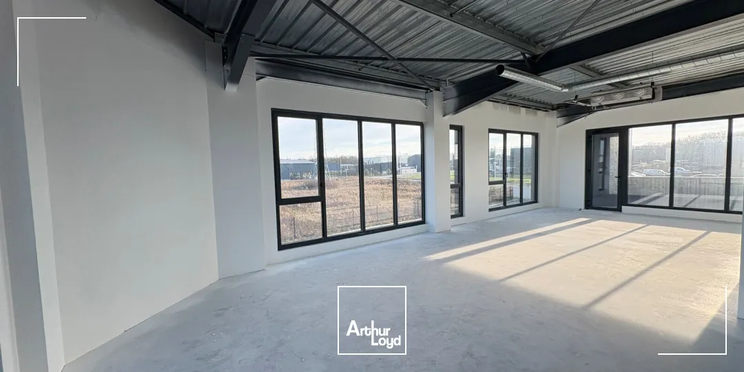 Immeuble neuf de bureaux à louer : 1&nbsp;090 m² divisibles dès 165 m² - Saran (Motte Pétrée), Loiret (45)