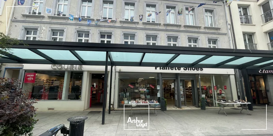 Local commercial à louer à Boulogne-sur-Mer - Emplacement premium en coeur de rue piétonne