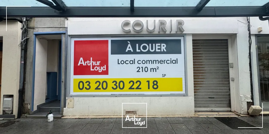 Local commercial à louer à Boulogne-sur-Mer - Emplacement premium en coeur de rue piétonne