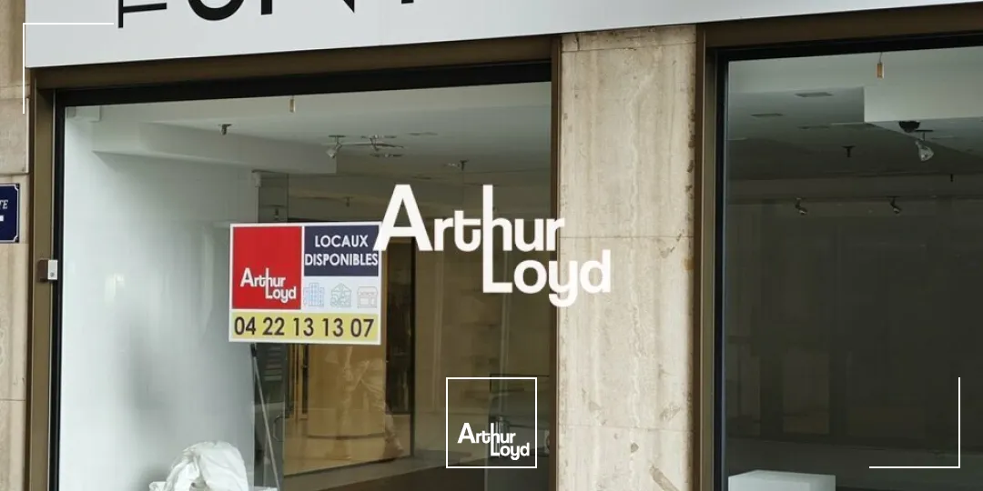 LOCAL COMMERCIAL ERP A LOUER DE 75 M² A CANNES