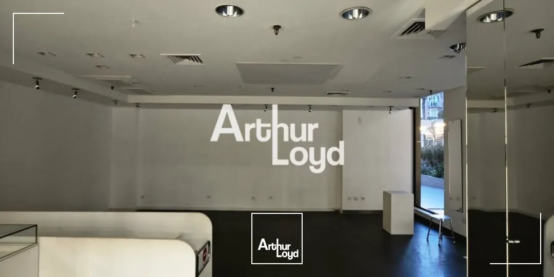 LOCAL COMMERCIAL ERP A LOUER DE 75 M² A CANNES