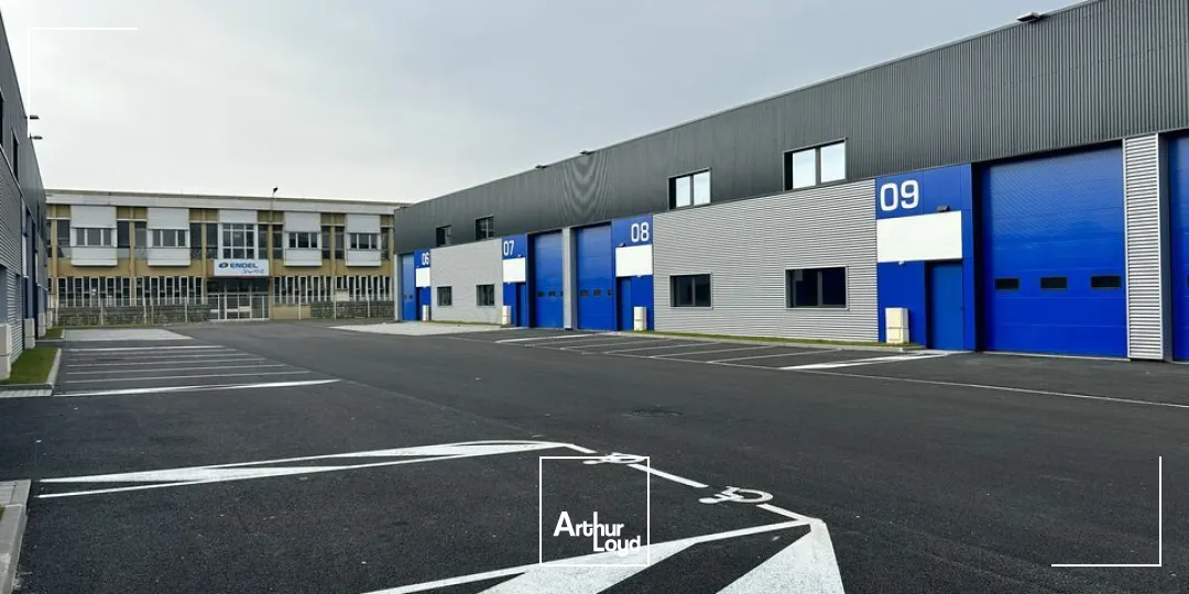 Locaux d'activité & Entrepôts - Location - CHALON SUR SAONE - 71100 - 182-182 - 7580822