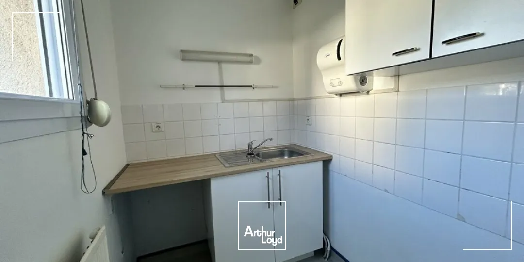 Chatenoy le Royal, Bureaux de 95 m² 