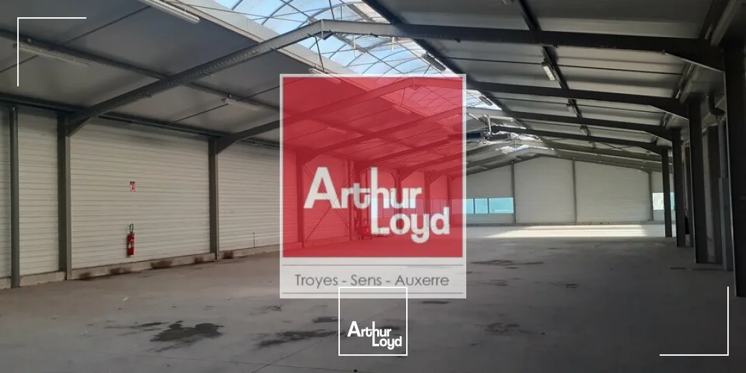 Nouvelle Exclusivité ! Bâtiment industriel/stockage