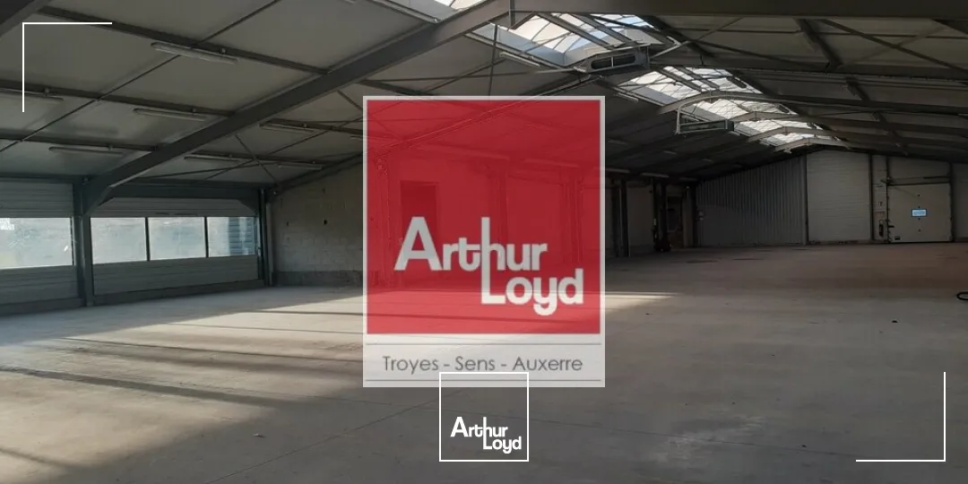 Nouvelle Exclusivité ! Bâtiment industriel/stockage