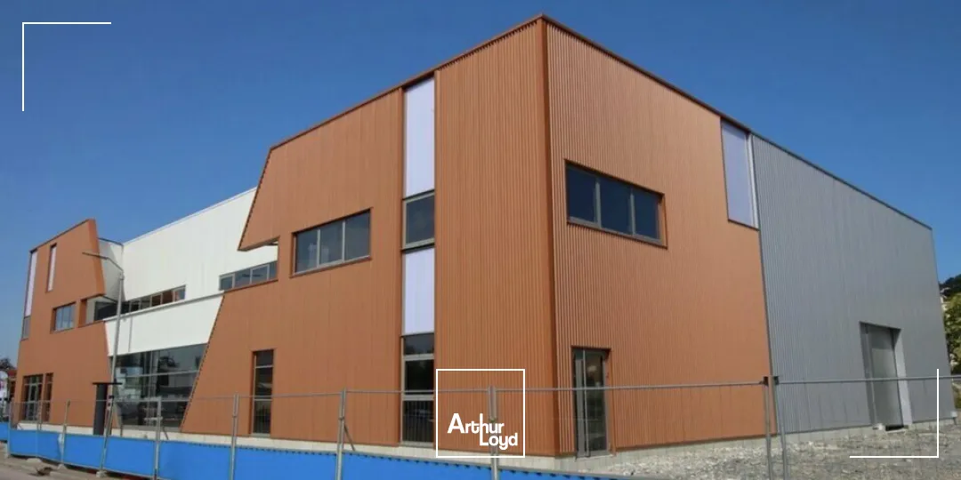 A LOUER NOUVEAUTÉ - CELLULE D'ACTIVITÉ 351 m2 