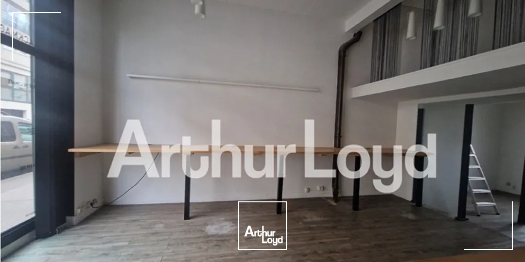 Local tertiaire - A LOUER - CAEN CENTRE-VILLE