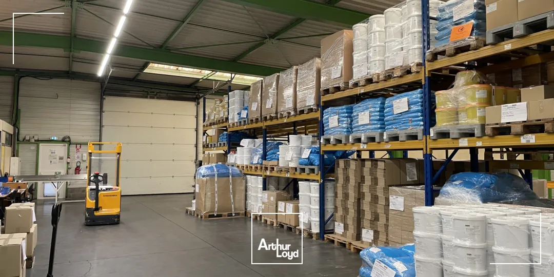 ENTREPÔTS INDEPENDANTS A LOUER OU A VENDRE 