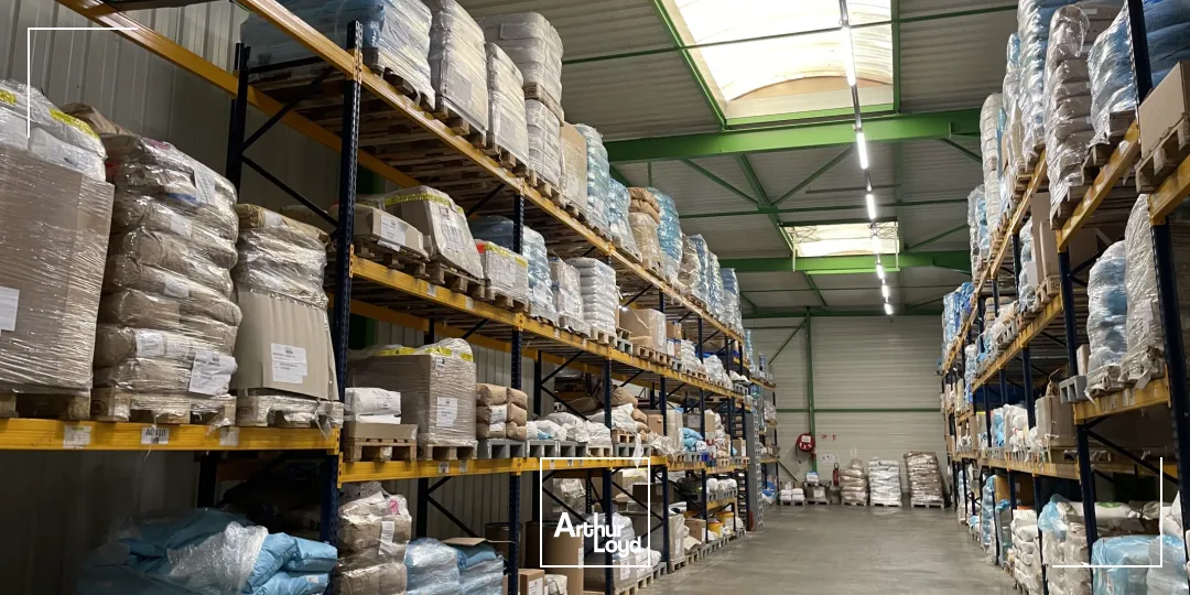 ENTREPÔTS INDEPENDANTS A LOUER OU A VENDRE 