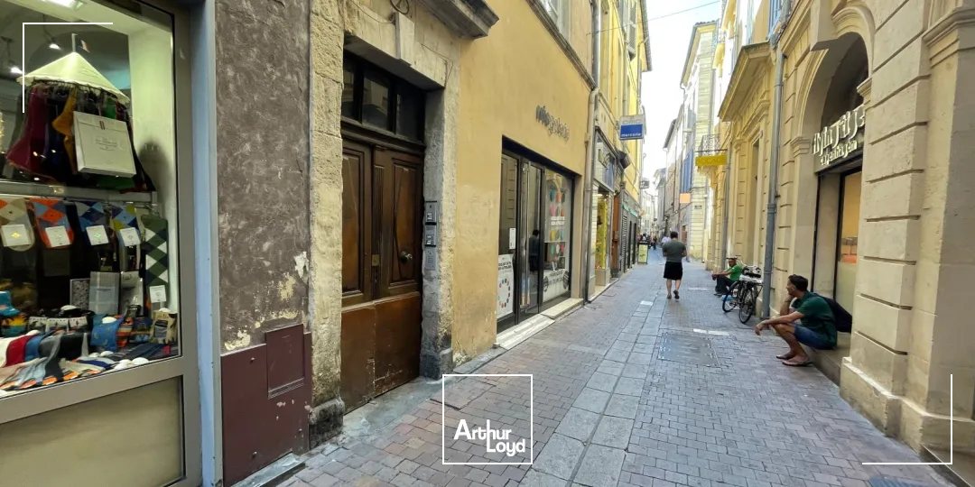Local Commercial Nîmes Centre, à céder, emplacement N°1 pour votre enseigne