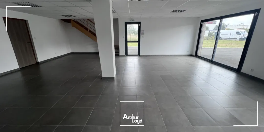 A LOUER - LOCAL D'ACTIVITE - 804 M² ENVIRON - MELLAC