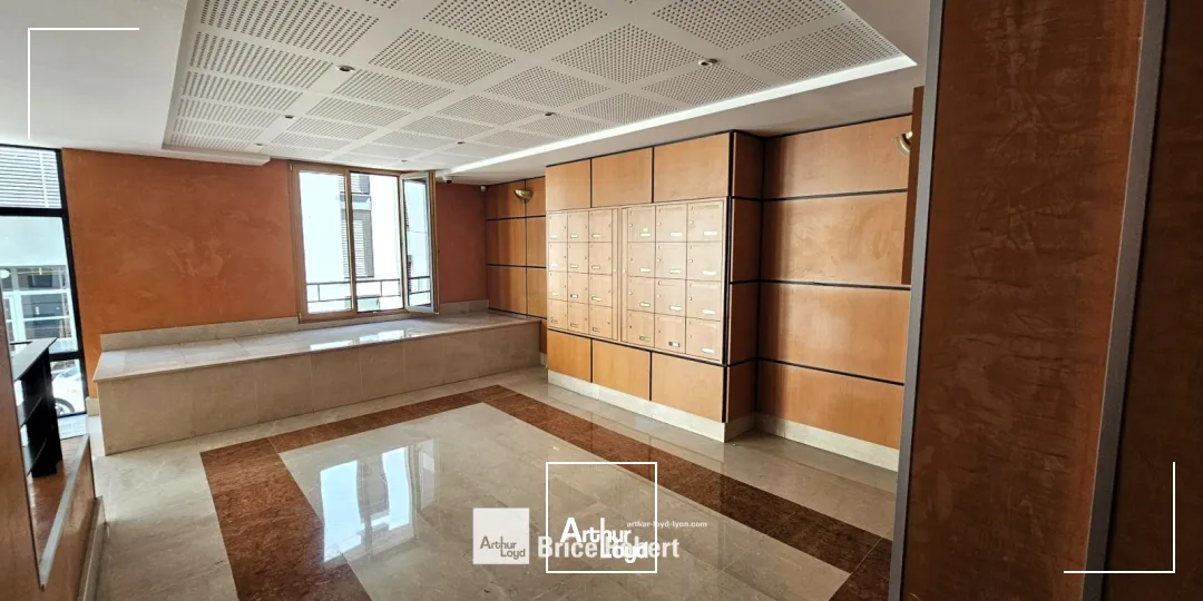 Bureaux - Location - LYON - 69001 - 73.4-73.4 - 7581925