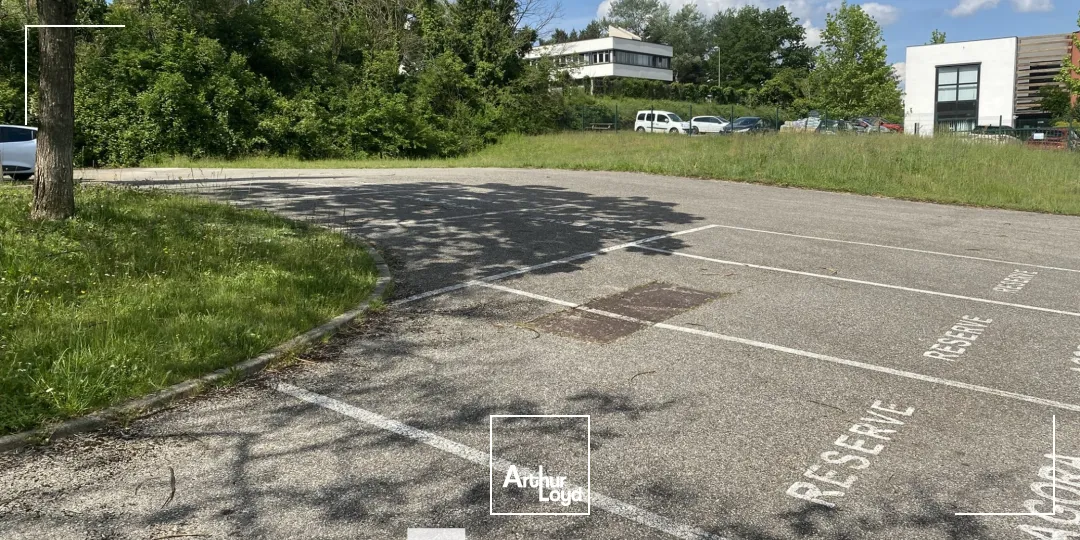 Bureaux - Vente - L'ISLE D'ABEAU - 38080 - 676-1394 - 7581973