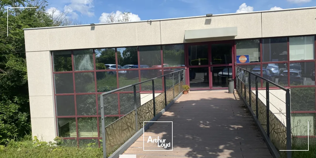 Bureaux - Vente - L'ISLE D'ABEAU - 38080 - 676-1394 - 7581971