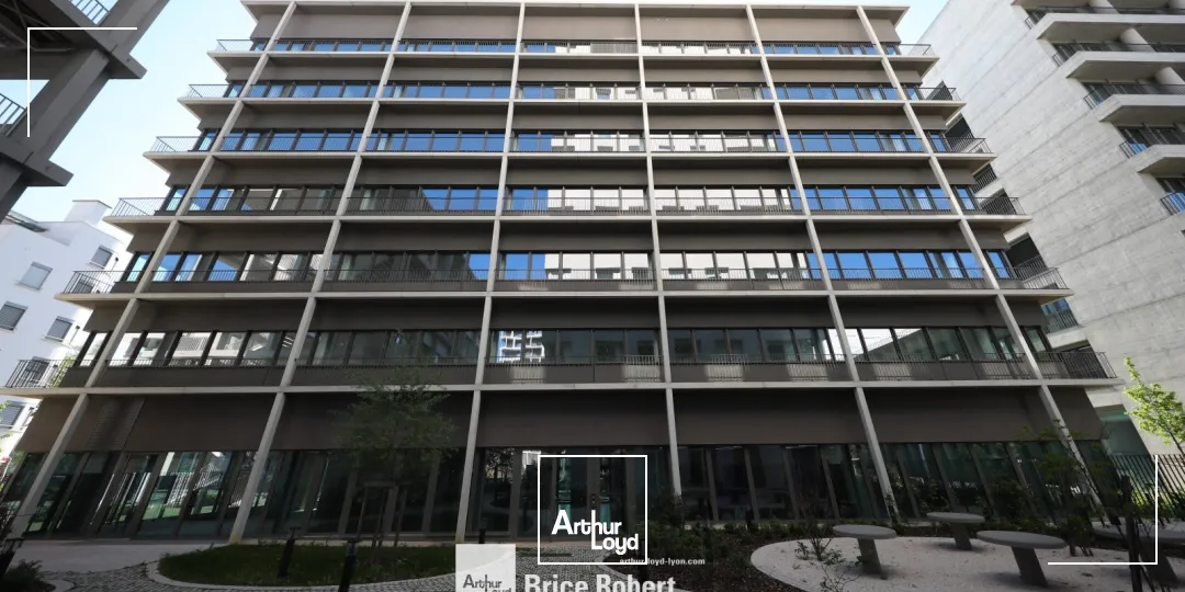 A louer - PYLOTE - Bureaux neufs à Confluence - Lyon 2ème