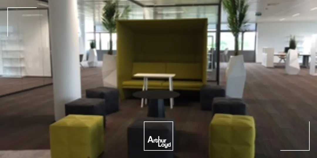 Bureaux neufs à louer à Gennevilliers - Nombreux parkings