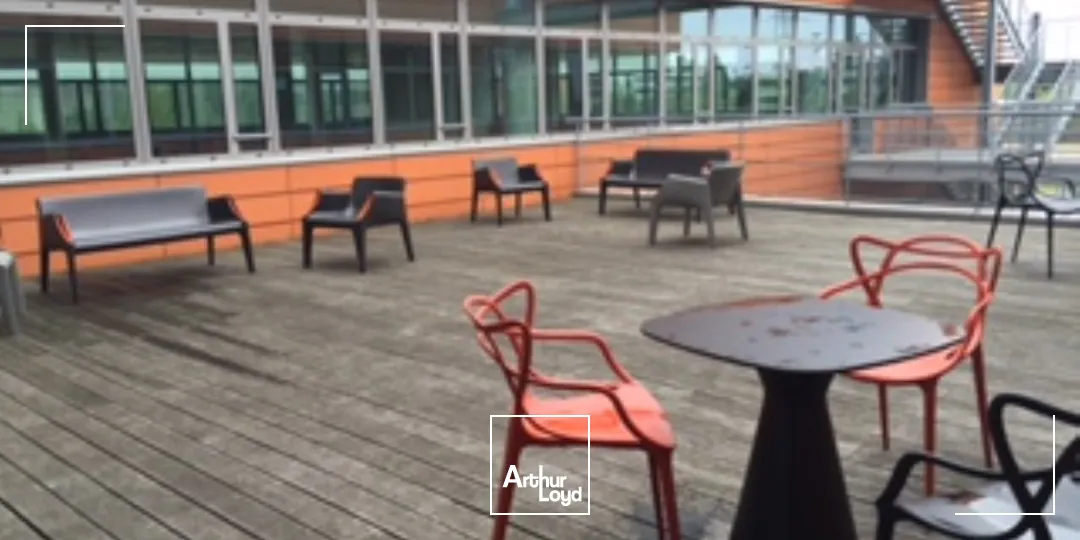 Bureaux neufs à louer à Gennevilliers - Nombreux parkings