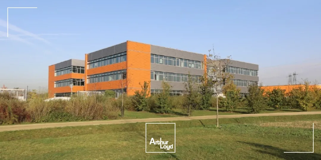 Bureaux neufs à louer à Gennevilliers - Nombreux parkings
