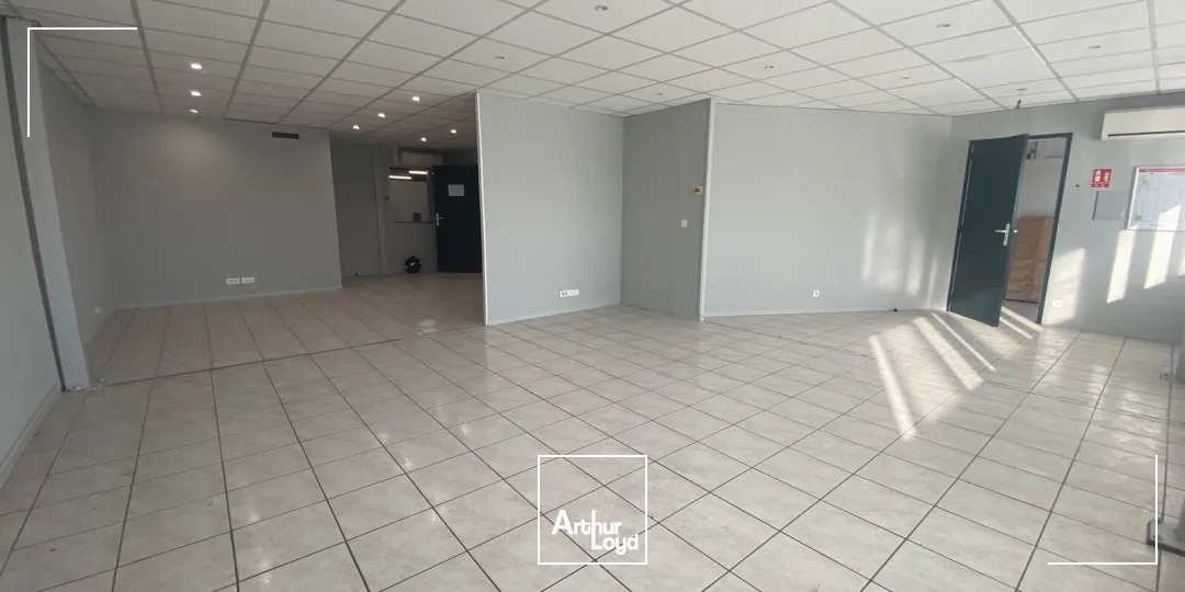 Local d'activités avec bureaux à vendre - ZFU - 13016 Marseille