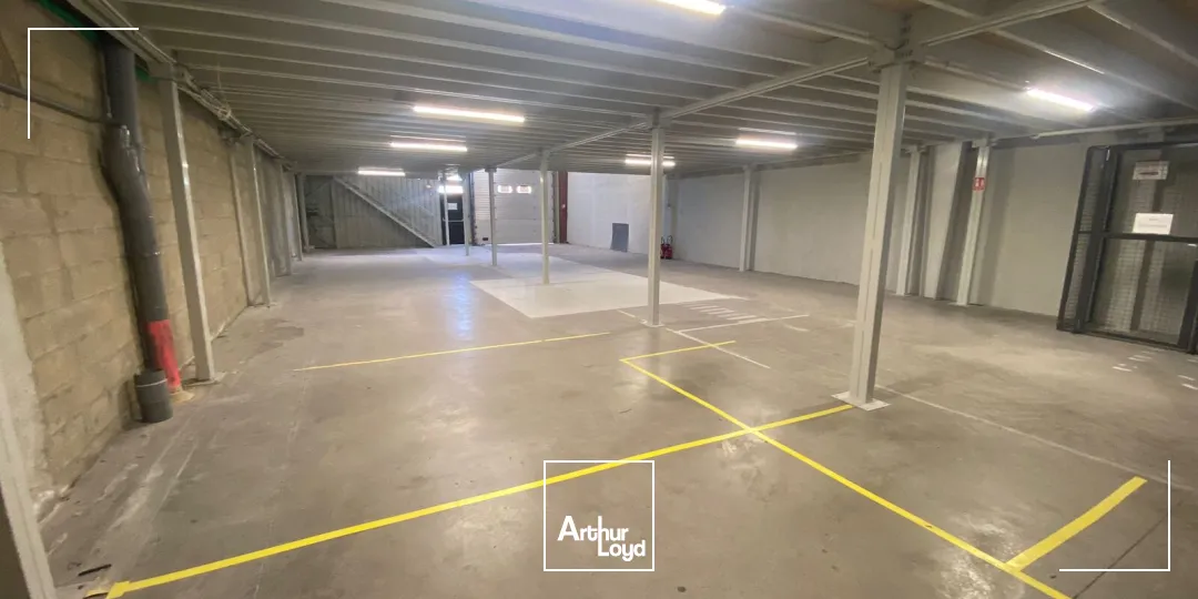 Local d'activités avec bureaux à vendre - ZFU - 13016 Marseille