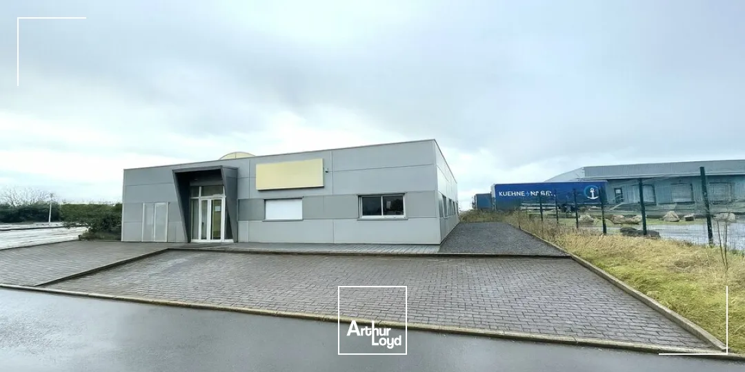 BUREAUX 450 M² À LOUER  IMMEUBLE RÉCENT, ACCESSIBILITÉ OPTIMISÉE