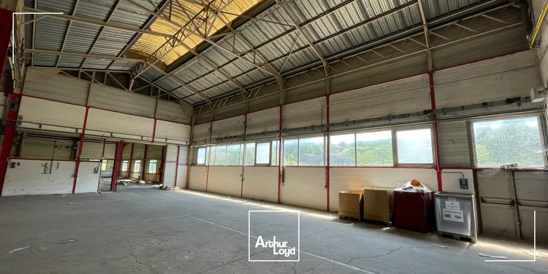 Locaux d'activité & Entrepôts - Vente - HIRSON - 02500 - 4486-4486 - 7582600