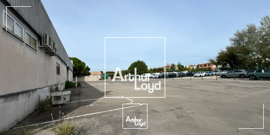 À LOUER - BUREAUX AVEC STOCKAGE - SAINT-HILAIRE-DE-BRETHMAS (30560)