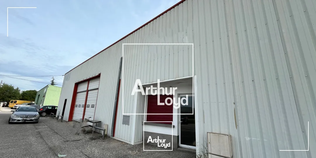 À LOUER - BUREAUX AVEC STOCKAGE - SAINT-HILAIRE-DE-BRETHMAS (30560)