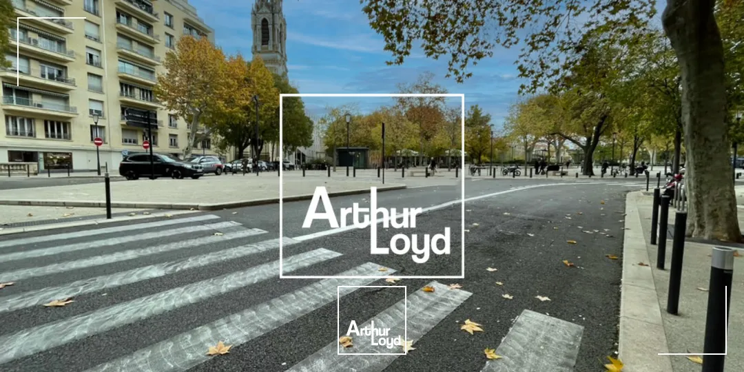 Emplacement n°1 - Très belle visibilité - Local commercial - Nîmes Centre-Ville / Proche Arènes