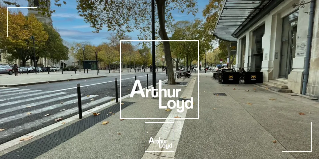 Emplacement n°1 - Très belle visibilité - Local commercial - Nîmes Centre-Ville / Proche Arènes